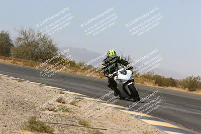 media/Mar-28-2022-Superbike Trackdays (Mon) [[b8603d0f67]]/Open Track Time/Turn 3 Inside/